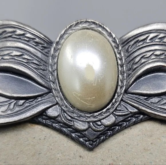 *$OLD*Vintage Silvestri Heart  Metal MRF 89 Small Picture Frame with Faux Pearl - Picture 5 of 9